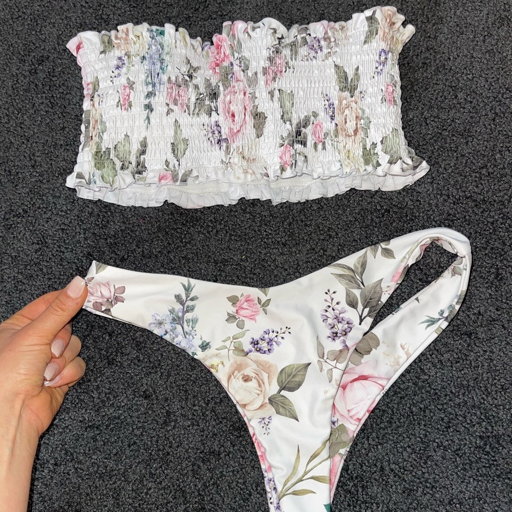 MEDIUM - cheeky floral suit